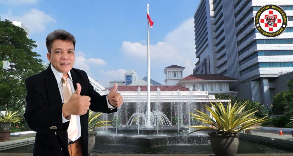 Ustad Oos Sarkosi – Dai Multi Talenta Yang Humoris